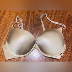 Victoria secrets bra